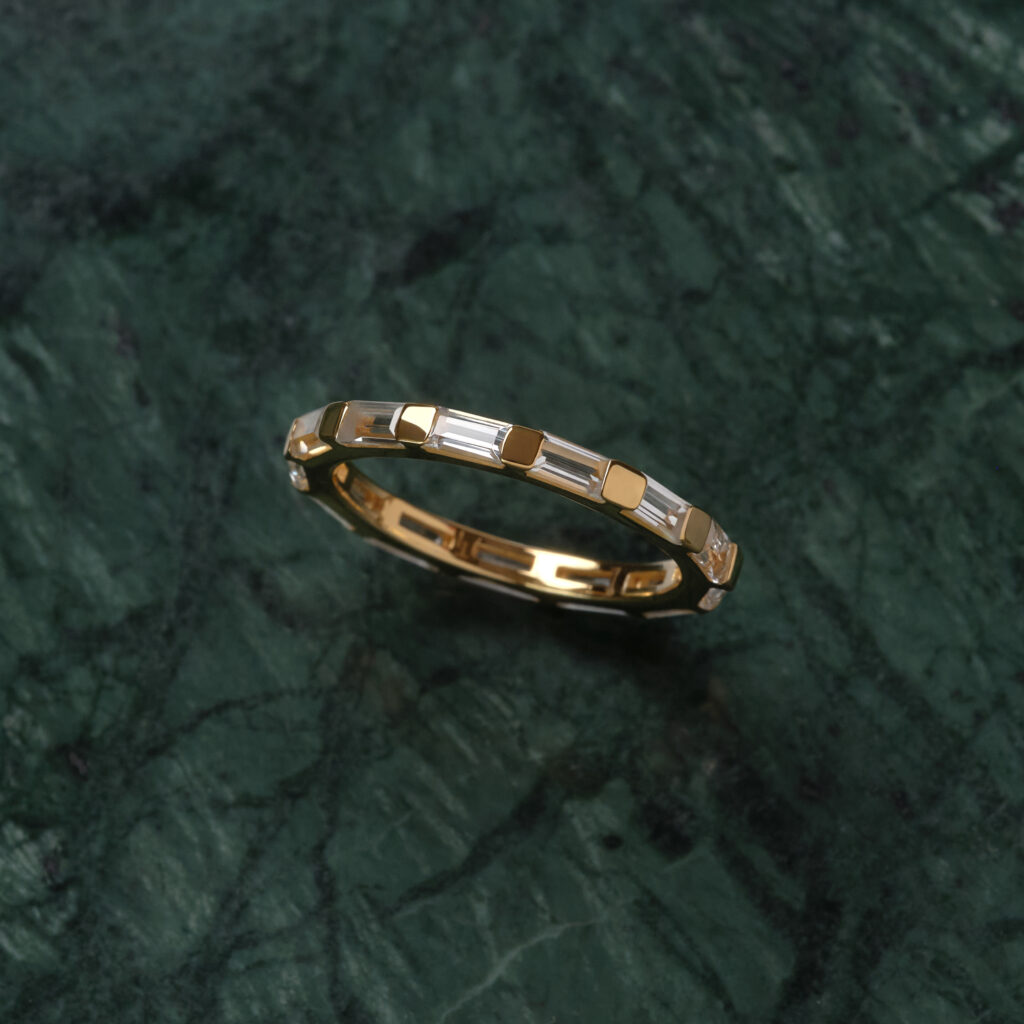 S925 WHITE TOPAZ BAGUETTE ETERNITY RING
¥10,780-